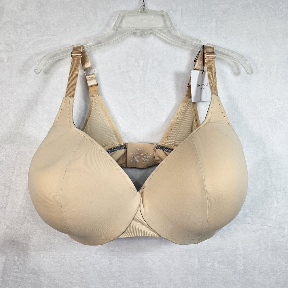 NWT Trusst Lingerie Beige Bra Size 40I